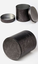 Charger l'image dans la galerie, Tin Can for Storing Puerh / White Tea Cake / Loose Leaf