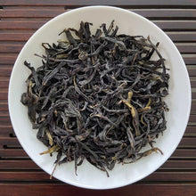 Load image into Gallery viewer, 2024 Early Spring FengHuang DanCong "Ya Shi Xiang" (Duck Poop Fragrance) A++++ Grade, Medium-Heavy Roasted Oolong, Loose Leaf Tea, Chaozhou