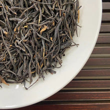 Laden Sie das Bild in den Galerie-Viewer, 2024 Early Spring Black Tea "Zhong Guo Hong" (China Red) A++++ Grade, Loose Leaf Tea, Dian Hong, FengQing, Yunnan