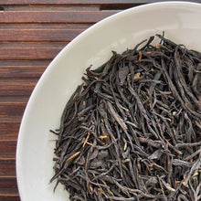 Laden Sie das Bild in den Galerie-Viewer, 2024 Early Spring Black Tea "Zhong Guo Hong" (China Red) A++++ Grade, Loose Leaf Tea, Dian Hong, FengQing, Yunnan
