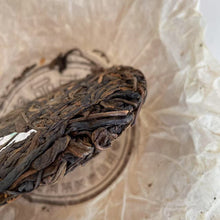 Load image into Gallery viewer, 2005 ChangTai "Yi Chang Hao - Zhen Pin" (Yiwu) Small Cake 100g Puerh Raw Tea Sheng Cha