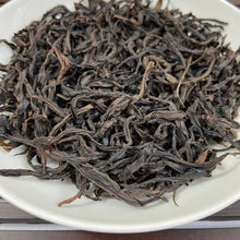 Load image into Gallery viewer, 2025 Early Spring FengHuang DanCong "Lao Cong - Mi Lan Xiang" (Old Tree- Honey Orchid Fragrance) A+++ Grade, Heavy Roasted Oolong, Loose Leaf Tea, Chaozhou