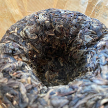 Load image into Gallery viewer, 2013 YinHao &quot;Tuo Wang&quot; (King Tuo) 100g Puerh Sheng Cha Raw Tea, Lin Cang.