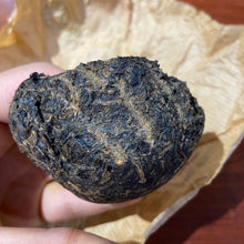 Load image into Gallery viewer, 2003 XiaGuan &quot;Jia Ji&quot; (1st Grade - Bag Stack) Tuo 100g Puerh Raw Tea Sheng Cha