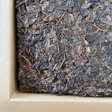 Load image into Gallery viewer, 2017 XiangYi Fu Tea "20th Year of HongKong’s Return" Brick 980g Dark Tea, Fu Cha, Hunan