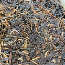 Load image into Gallery viewer, 2004 ChangTai "Chang Tai Hao - Ye Sheng Ji Pin - Jin Jing Gu" ( Wild Premium - Golden Jinggu)  Cake 400g Puerh Raw Tea Sheng Cha