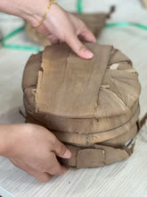 Load image into Gallery viewer, 1999 CNNP Puerh "99 - Gui Lan Yin" (99 - Ghost Blue Mark) Cake 357g Puerh Sheng Cha Raw Tea