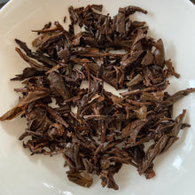 Load image into Gallery viewer, 1999 CNNP Puerh - LaoTongZhi "Hong Yin - Cai Fei - Dan Fei" (Red Mark - Cut Mark - Single Fei) Cake 380g Puerh Raw Tea Sheng Cha
