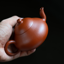 Load image into Gallery viewer, Yixing "Li Xing" (Pear Style) Teapot in Zhao Zhuang Zhu Ni Clay