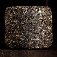 Load image into Gallery viewer, 2022 MengKu RongShi &quot;Tou Cai - Ji Shao Shu&quot; (1st Picking - Rare Tree) Cake 8g / 357g 100g, Loose Leaf 100g / Cylinder 600g Puerh Raw Tea Sheng Cha