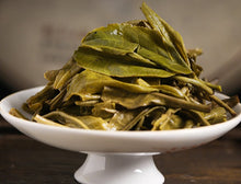 Load image into Gallery viewer, 2022 MengKu RongShi "Bing Dao - Wen Ding" (Bingdao - The Peak) Dragon Ball 8g, Cake 500g, Puerh Raw Tea Sheng Cha