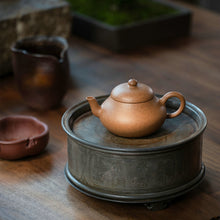 Load image into Gallery viewer, Yixing "Jun De" Teapot in Original Ore Duan Ni Clay 100ml