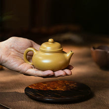 Load image into Gallery viewer, Yixing &quot;Rong Tian&quot; Teapot 110ml, Golden Duan Ni Mud