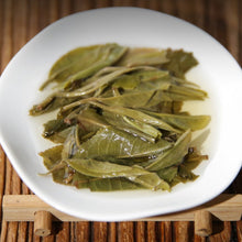 Charger l'image dans la galerie, 2022 Xiaguan "Mo Lie - Gu Shu" (Molie - Old Tree - Mengku) 357g Puerh Raw Tea Sheng Cha
