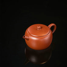 Load image into Gallery viewer, Yixing &quot;Ping Guo&quot; (Apple) Teapot in Xiao Mei Yao Zhu Ni Clay