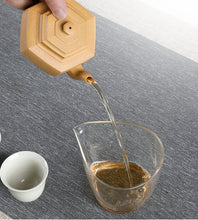 Load image into Gallery viewer, Dayi "Xue Hua Hu" Handmade Yixing Teapot in Duan Ni Clay 120ml