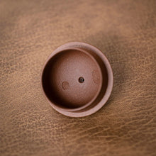 Load image into Gallery viewer, Yixing "Li Xing" (Pear Style) Teapot in Jiang Po Ni Clay