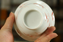 將圖片載入圖庫檢視器 White Porcelain "Gai Wan" 170cc, with Fully Hand Painted Bamboo Leaf