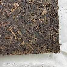 Load image into Gallery viewer, 2018 JingWei Fu Tea "Qin Ling Zhi Dian" (The Top of Qingling Mountains) Brick 850g Dark Tea, Fu Cha, ShaanXi