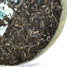 Load image into Gallery viewer, 2020 DaYi &quot;7542&quot; Cake 1st Batch  357g Puerh Sheng Cha Raw Tea