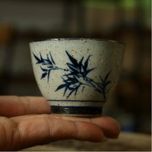 Laden Sie das Bild in den Galerie-Viewer, Rustic Porcelain 1 set of 4 Tea Cups, 60cc, "Si Jun Zi" (Four Gentlemen)