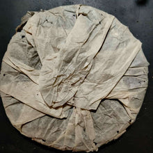 Load image into Gallery viewer, 2005 ChangTai &quot;Jin Zhu Shan - Ye Sheng - Qian Jia Feng&quot; (Jinzhushan Mountain - Wild Cake - Tea Room Version) 400g Puerh Raw Tea Sheng Cha