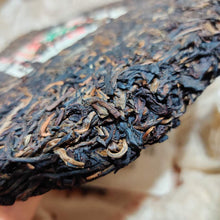 Load image into Gallery viewer, 2001 Liming "431301" (Green Mark) Cake 357g Puerh Raw Tea Sheng Cha