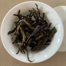 Load image into Gallery viewer, 2020 FengHuang DanCong "Xue Pian - Ya Shi Xiang" (Winter - Snowflake - Duck Poop Fragrance) A+++ Level Oolong,Loose Leaf Tea