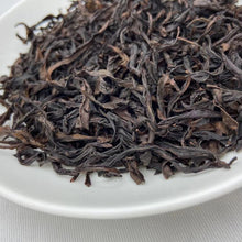 Load image into Gallery viewer, Spring &quot;Que She&quot;(Sparrow Tongue) Heavy-Roasted A++ Grade Wuyi Yancha Oolong Tea