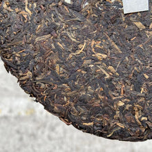 Load image into Gallery viewer, 2006 XingHai "Meng Song Yin Cha" (Mengsong Mountain Tea) Cake 357g Puerh Raw Tea Sheng Cha