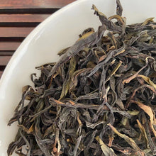 Load image into Gallery viewer, 2021 Winter FengHuang DanCong "Xue Pian - Ya Shi Xiang" (Snowflake - Duck Poop Fragrance) A++++ Grade Oolong, Medium-Roasted, Loose Leaf Tea, Chaozhou
