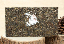 Load image into Gallery viewer, 2014 MengKu RongShi "100%" Brick 500g Puerh Raw Tea Sheng Cha - King Tea Mall