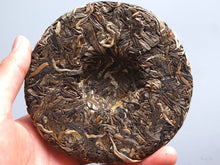 Load image into Gallery viewer, 【Free Shipping】2018 KingTeaMall Spring "LAO MAN ER" GuShu 100g Cake Puerh Sheng Cha Raw Tea - King Tea Mall