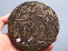 Load image into Gallery viewer, 【Free Shipping】2018 KingTeaMall Spring "LAO MAN ER" GuShu 100g Cake Puerh Sheng Cha Raw Tea - King Tea Mall