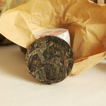 Load image into Gallery viewer, 2019 KingTeaMall Spring &quot;Bu Lang Da Shu&quot; (Bulang Big Tree ) Mini Cake 7g Puerh Raw Tea Sheng Cha. - King Tea Mall