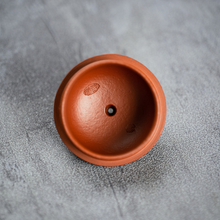 Load image into Gallery viewer, Yixing "Li Xing" (Pear Style) Teapot in Zhao Zhuang Zhu Ni Clay