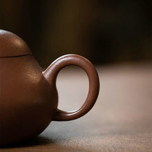 Load image into Gallery viewer, Yixing &quot;Li Xing&quot; (Pear Style) Teapot in Jiang Po Ni Clay