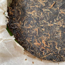 Load image into Gallery viewer, 2004 LiMing "Ban Zhang - Gu Qiao Mu" (Banzhang - Ancient Arbor Tree) Cake 357g Puerh Raw Tea Sheng Cha