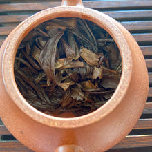 Load image into Gallery viewer, 2006 LangHe "7549" Cake 357g Puerh Sheng Cha Raw Tea