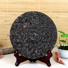 Load image into Gallery viewer, 2017 XiaGuan &quot;Liu Xing Zhen Cang&quot; (Valuable 6 Stars) Cake 357g Puerh Raw Tea Sheng Cha - King Tea Mall