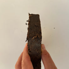 Charger l'image dans la galerie, 1992 CNNP - AnHua "Hei Zhuan Cha" (Dark Brick Tea) 380g Tea, Dark Tea, Hunan Province.
