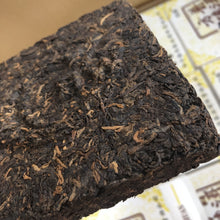 Load image into Gallery viewer, 2006 LaoTongZhi &quot;Pu Er Fang Zhuan &quot; (Square Brick) 200g Puerh Ripe Tea Shou Cha