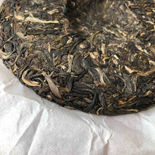 Laden Sie das Bild in den Galerie-Viewer, 2018 DaYi "Ba Li Miao Yun" (Paris Rhythm) Cake 357g / 150g Puerh Sheng Cha Raw Tea - King Tea Mall