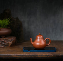 Load image into Gallery viewer, Yixing "Si Ting" Teapot in Zhao Zhuang Zhu Ni Clay