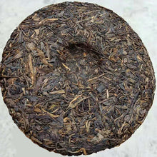 Load image into Gallery viewer, 2006 ChangTai "Si Pu Yuan - Tong An Hang" (65's Year of HK  Tongan Tea) Cake 400g Puerh Raw Tea Sheng Cha