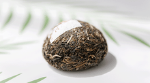 Charger l'image dans la galerie, yunnan china tea chinese tea gongfucha pu-erh puer pu'erh   2020 XiaGuan "Jia Tuo" (1st Grade Tuo) 100g Puerh Raw Tea Sheng Cha