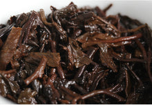Load image into Gallery viewer, 2019 XiaGuan "Xiao Fa - 55th" (Xiaofa -55éme Anniversaire Chine-France) Tuo 250g Puerh Ripe Tea Shou Cha