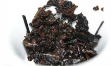 Charger l'image dans la galerie, 2016 DaYi "Yue Chen Yue Xiang" (The Older The Better) Cake 357g Puerh Shou Cha Ripe Tea - King Tea Mall