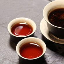 Charger l'image dans la galerie, 2016 DaYi "Lao Cha Tou" (Old Tea Head) Brick 250g Puerh Shou Cha Ripe Tea - King Tea Mall
