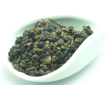 Charger l'image dans la galerie, 2019 Spring "A Li Shan" Special Grade Taiwan Oolong Tea - King Tea Mall